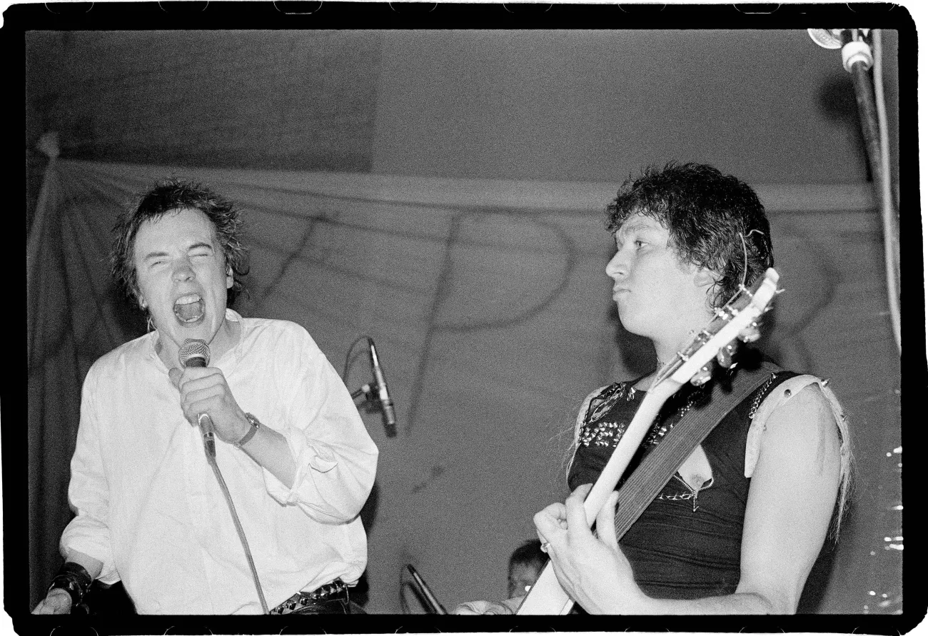 Sex Pistols podczas koncertu 15 grudnia 1977 roku 
