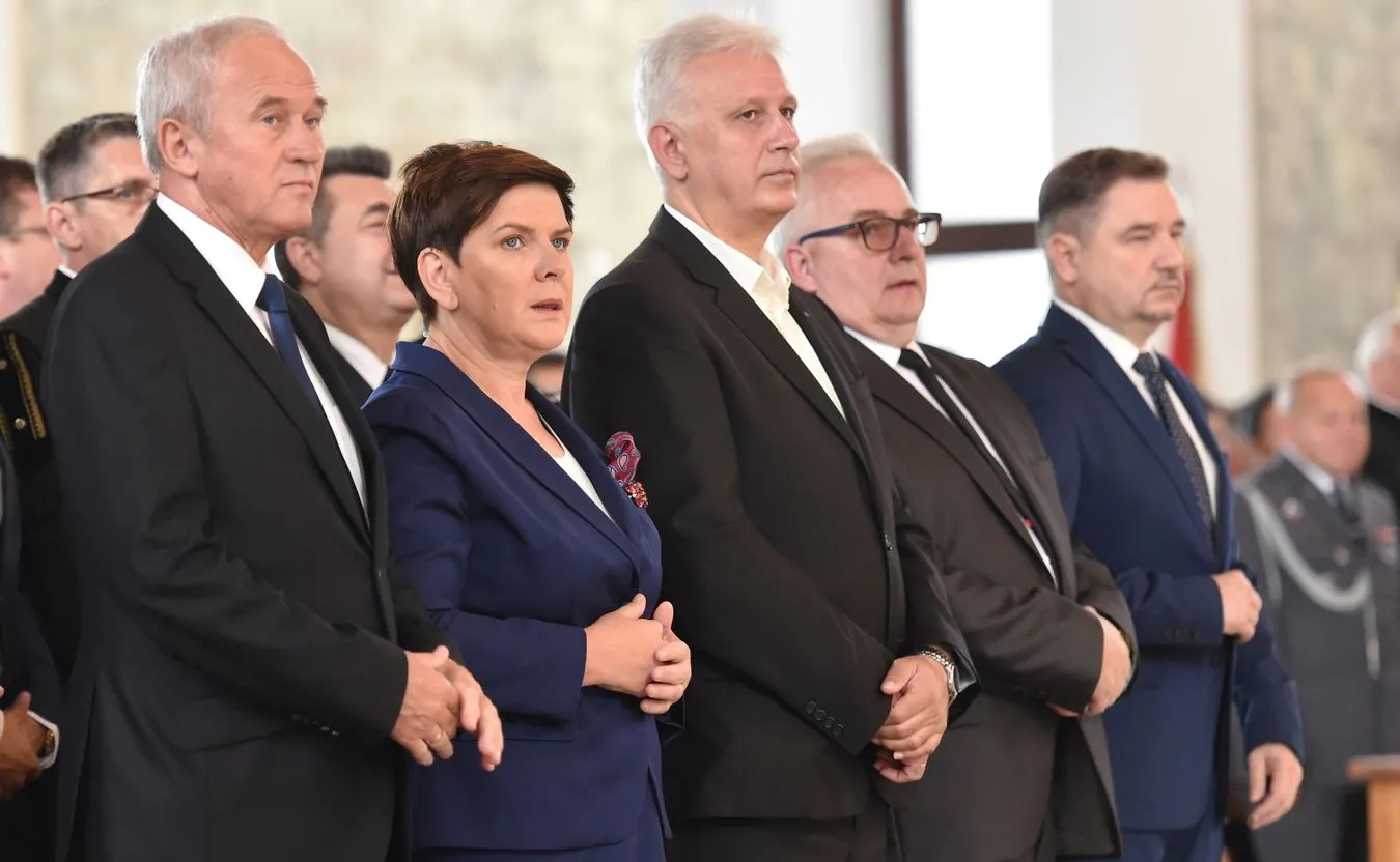 Minister Krzysztof Tchórzewski (pierwszy z lewej)
