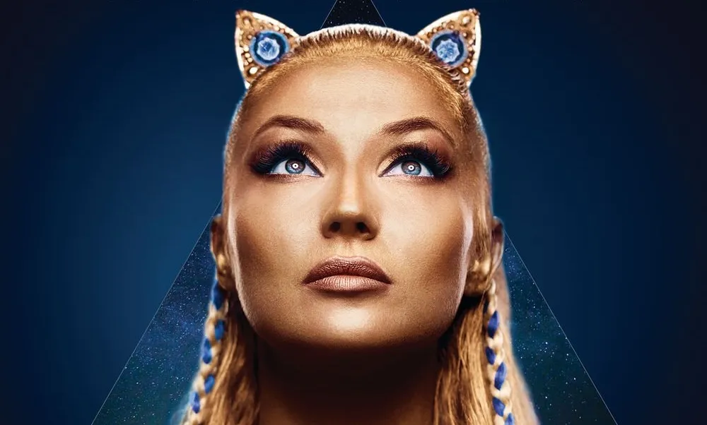 Cleo na okładce płyty "Bastet"