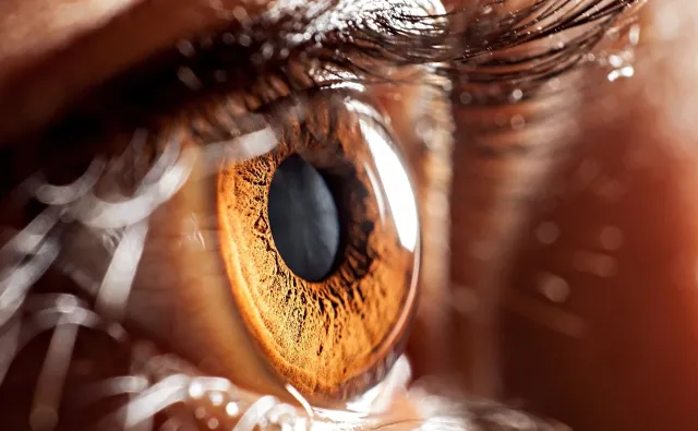 Niebezpieczna choroba oczu: JASKRA