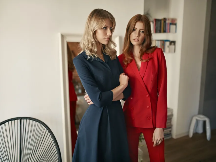 Biurowa klasyka na jesień: elegancka i kobieca kolekcja Nife