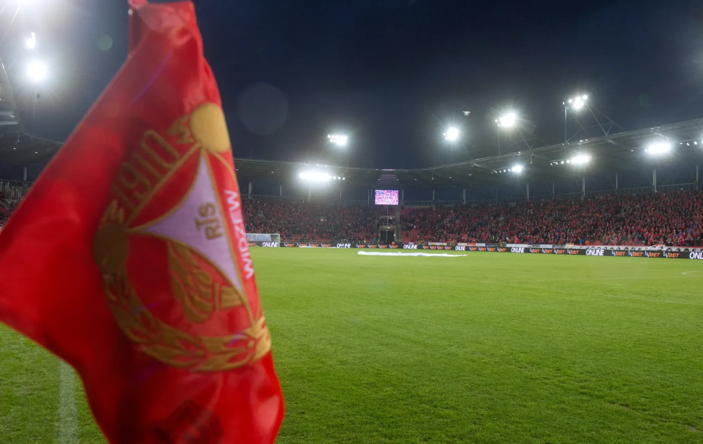 9985315-stadion-miejski-w-lodzi-podczas.jpg