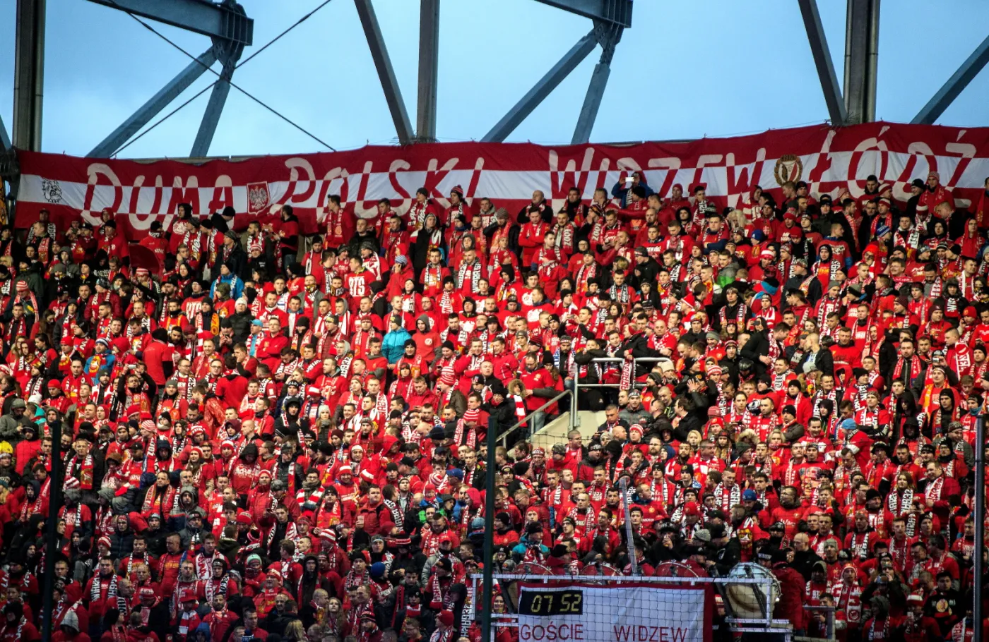 9985379-stadion-miejski-w-lodzi-podczas.jpg