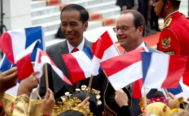 Prezydent Hollande: Brexit wymusi Unię Europejską różnych prędkości