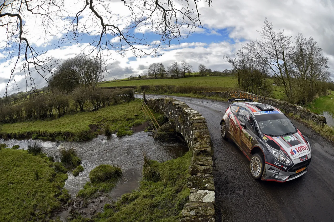 Rajdowe ME: Kajetanowicz drugi w kwalifikacjach w Irlandii