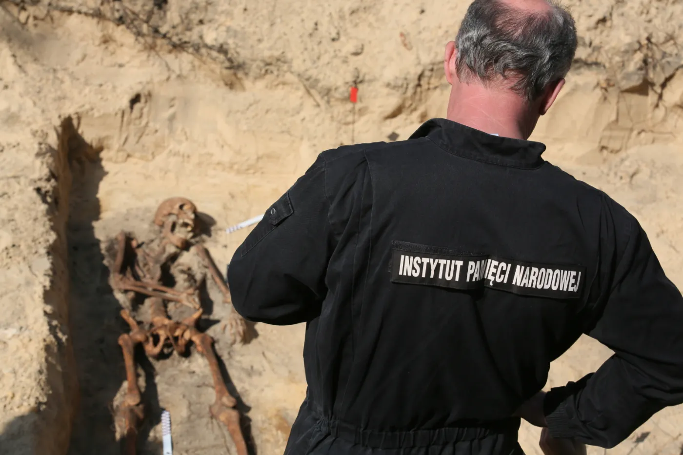 10036904-cmentarz-na-warszawskim-brodnie.jpg