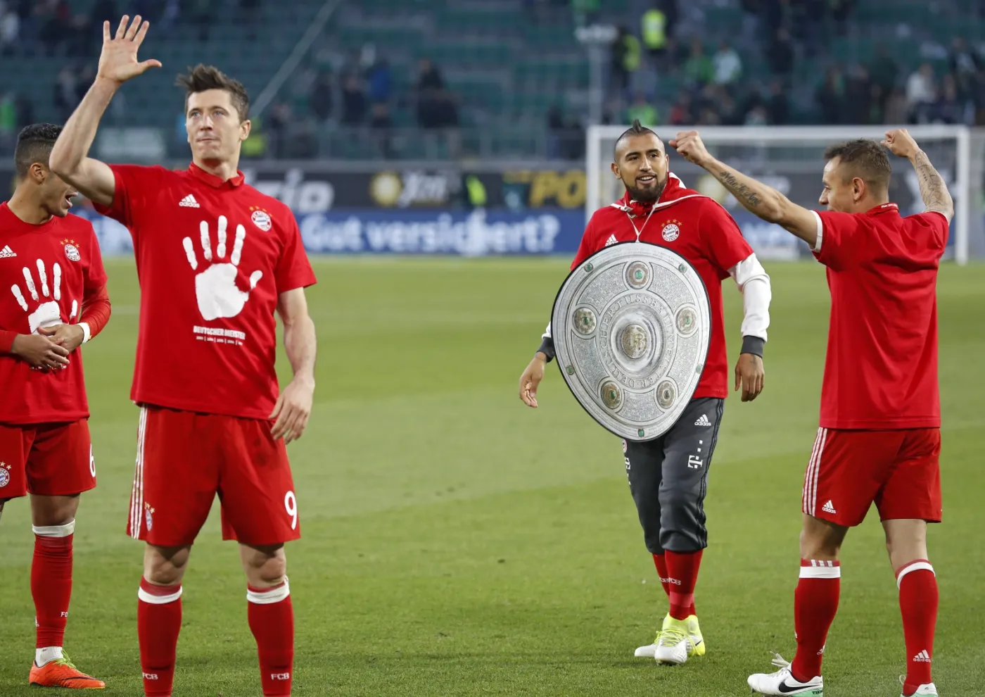 10110902-tak-robert-lewandowski-cieszyl.jpg