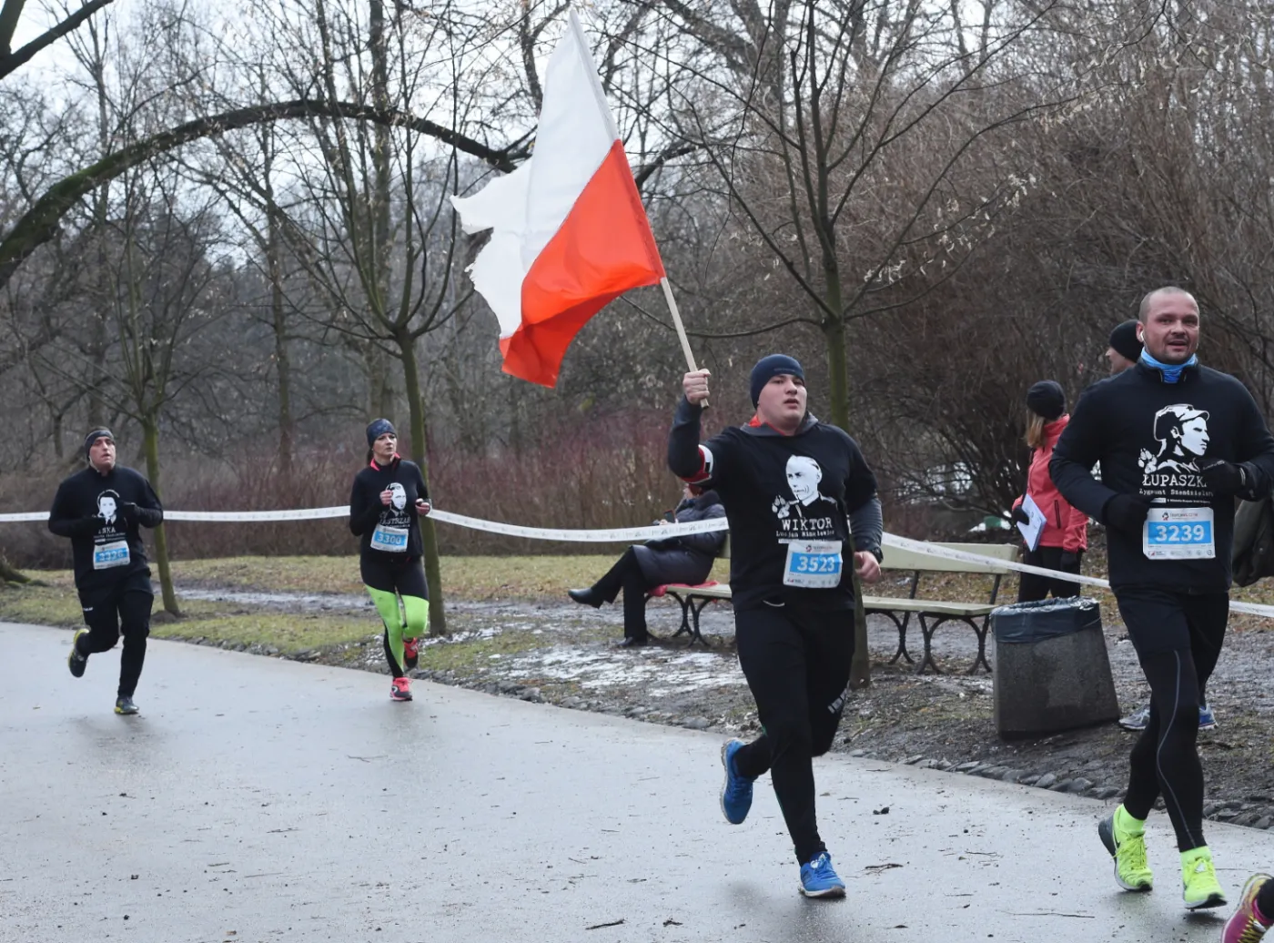9916217-warszawski-bieg-tropem-wilczym.jpg