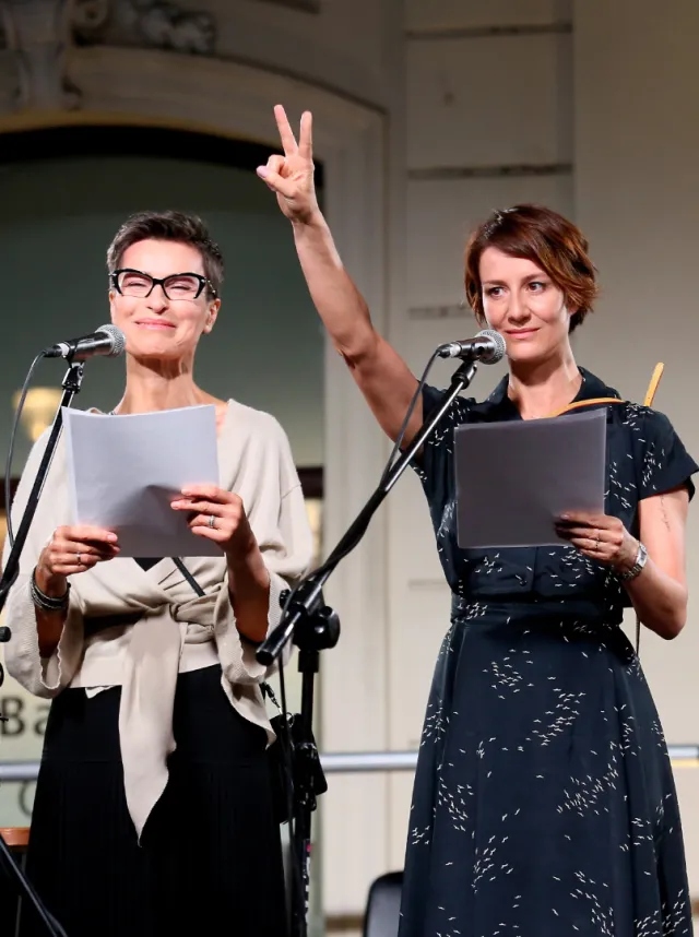 Janda, Stenka, Ostaszewska, ale protestujących porwał Maleńczuk. Znani przed Pałacem Prezydenckim