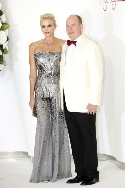 10346451-ksiezna-charlene-ksiaze-albert.jpg