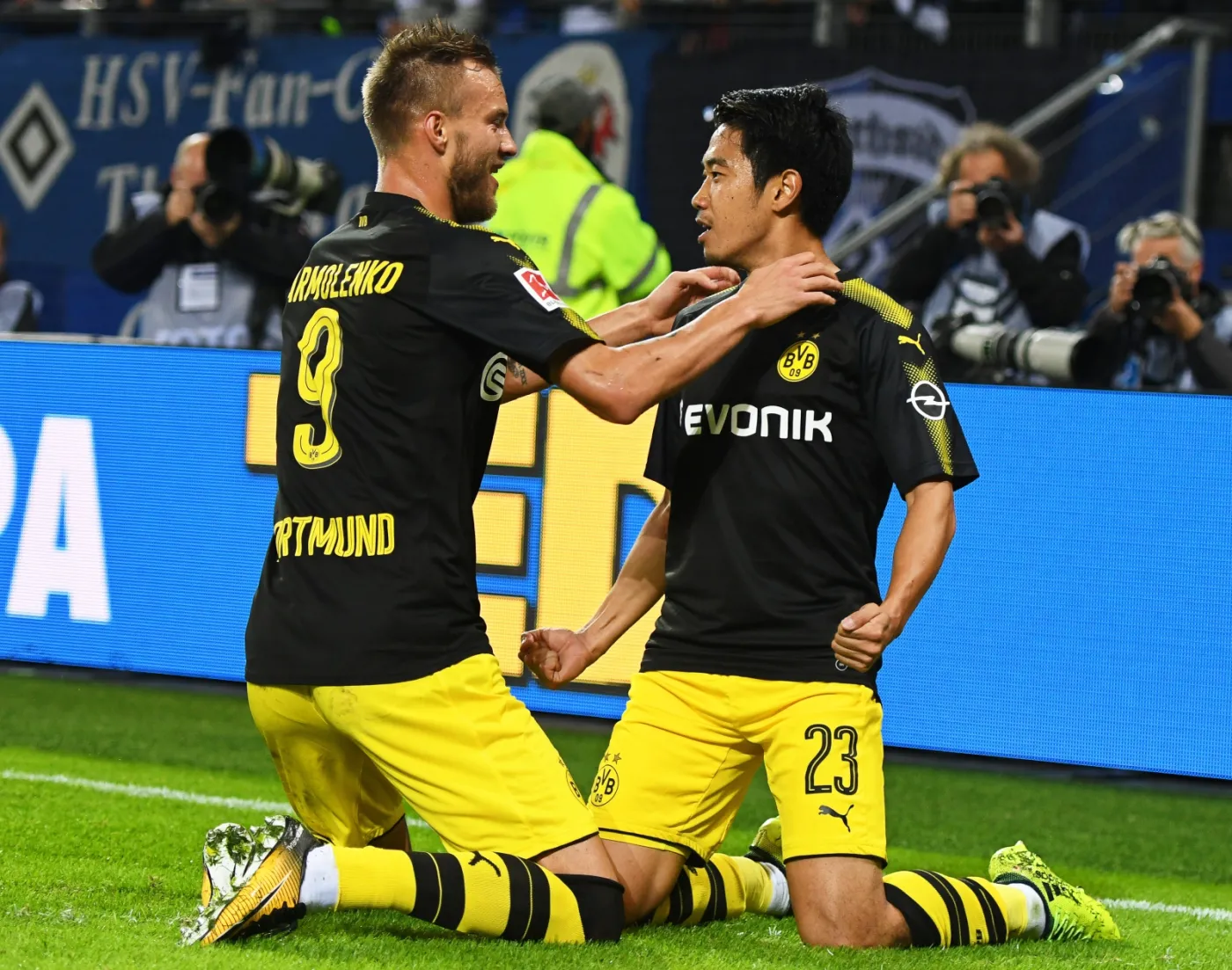 Shinji Kagawa i Andrej Jarmolenko