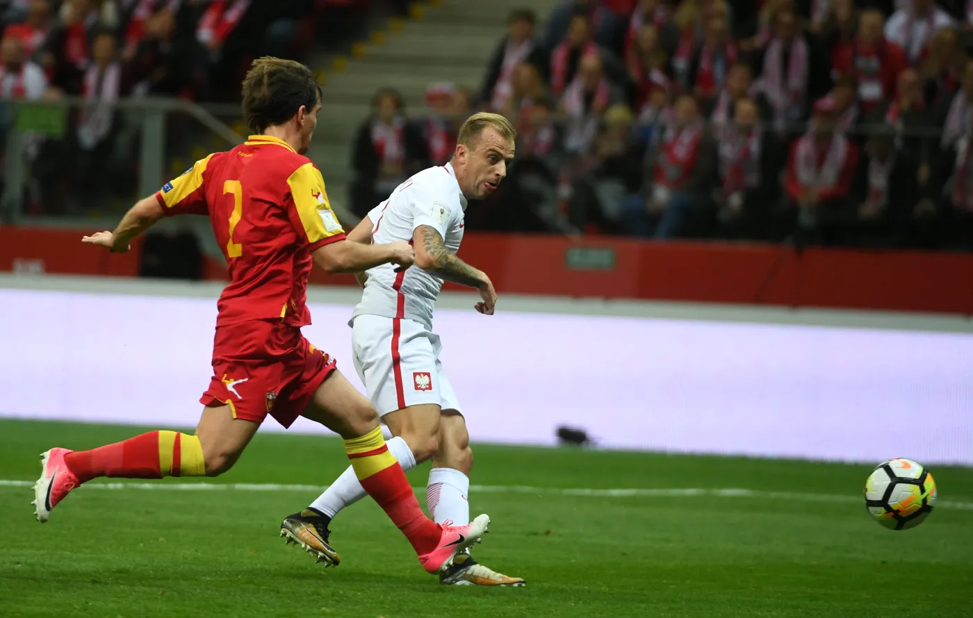 10488506-kamil-grosicki-p-strzela-druga.jpg