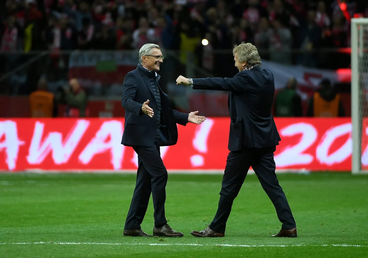 Prezes PZPN Zbigniew Boniek (P) i trener piłkarskiej reprezentacji Adam Nawałka