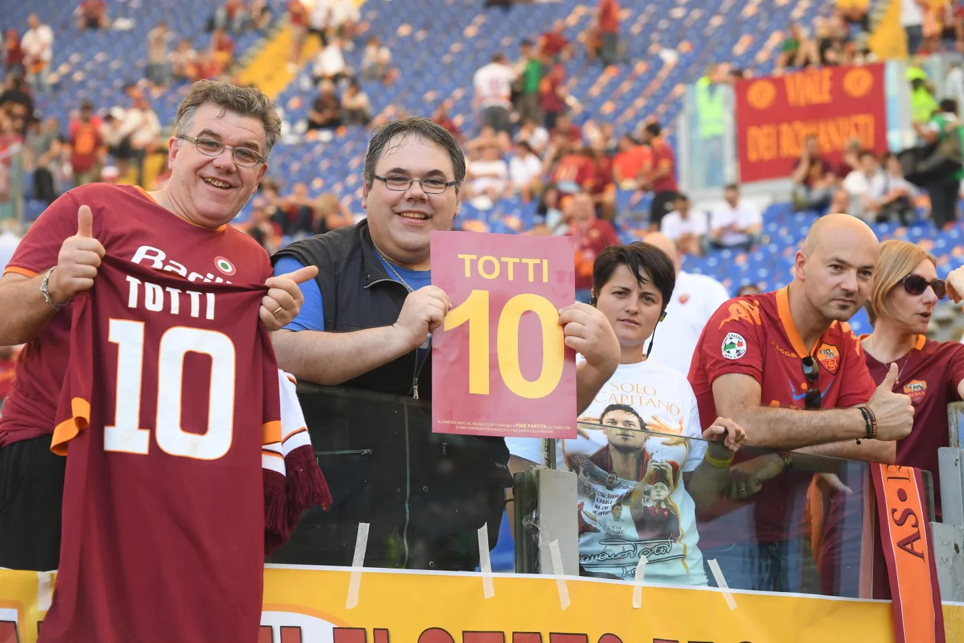 10190009-morze-lez-na-stadionie-w-rzymie.jpg