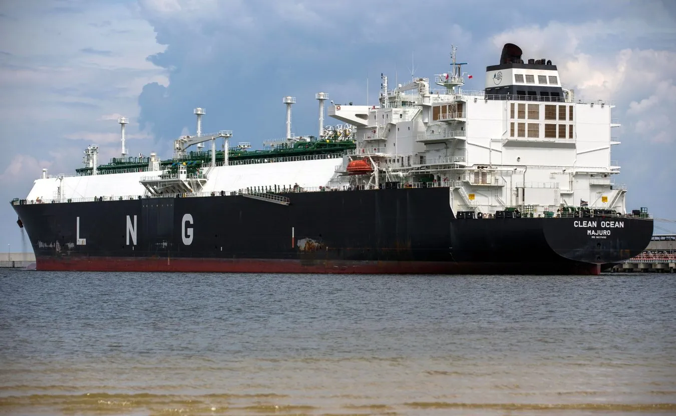 Clean Ocean z ładunkiem LNG w Świnoujściu