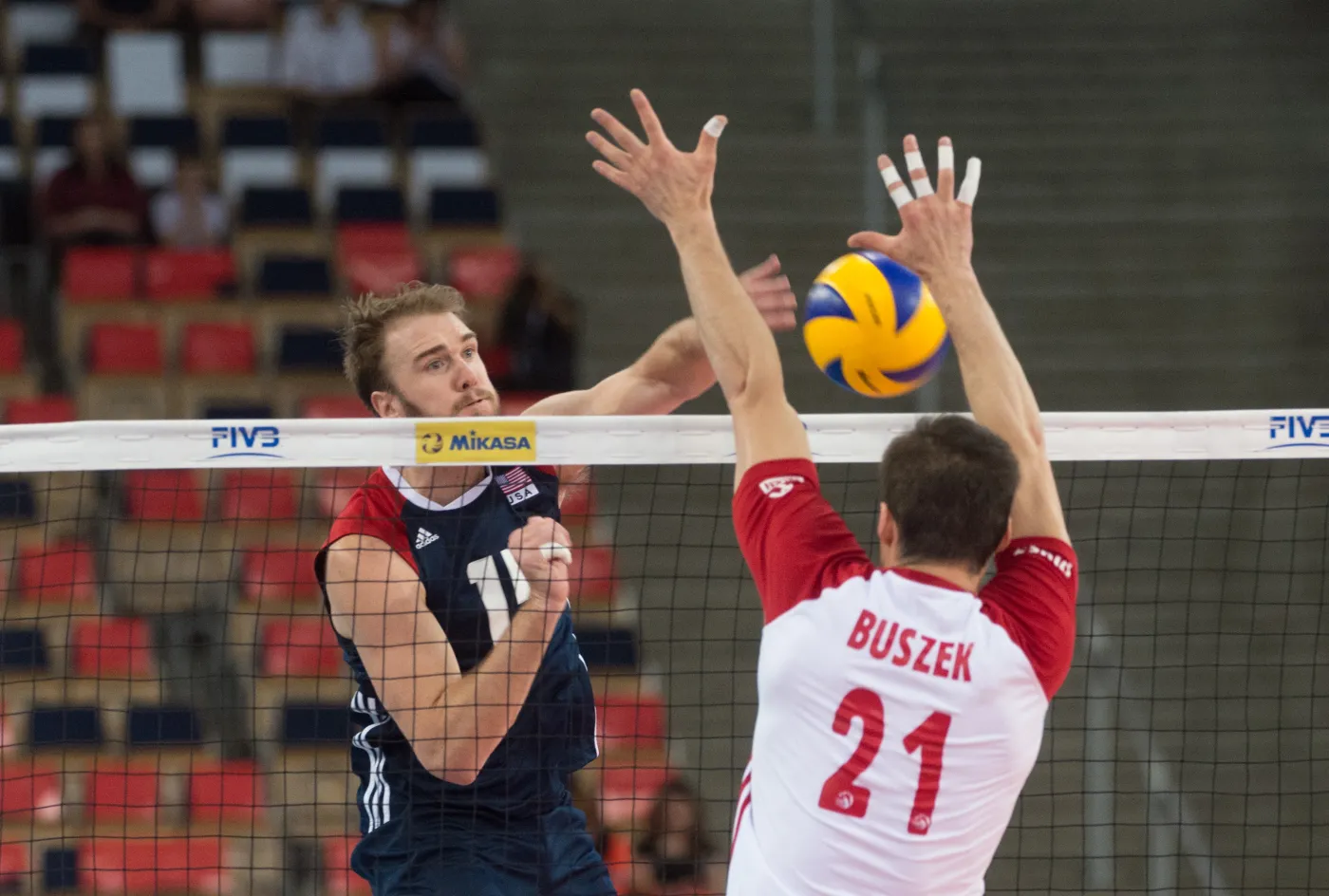 Rafał Buszek (P) i Carson Clark (L)