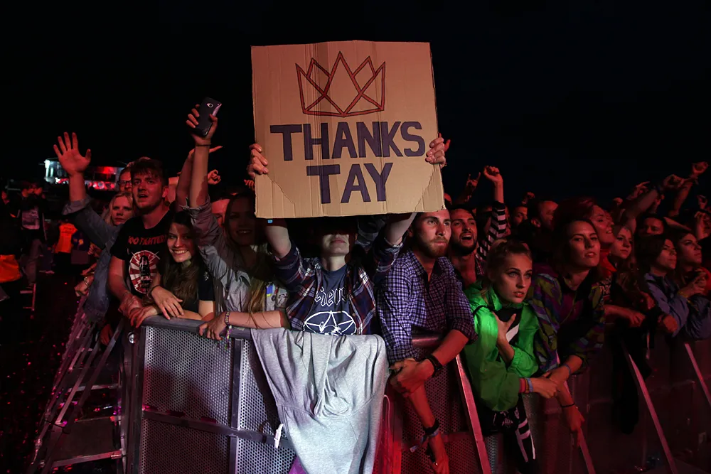 10272371-foo-fighters-na-open-er-festival.jpg