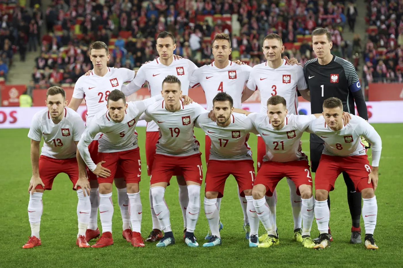 10574196-z-przodu-od-lewej-maciej-rybus.jpg