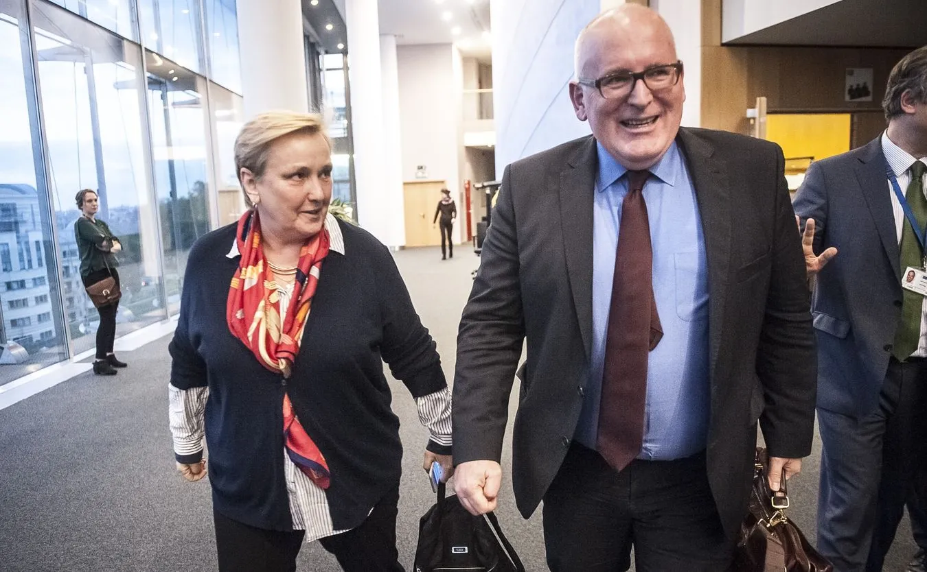 Róża Thun i wiceszef KE Frans Timmermans