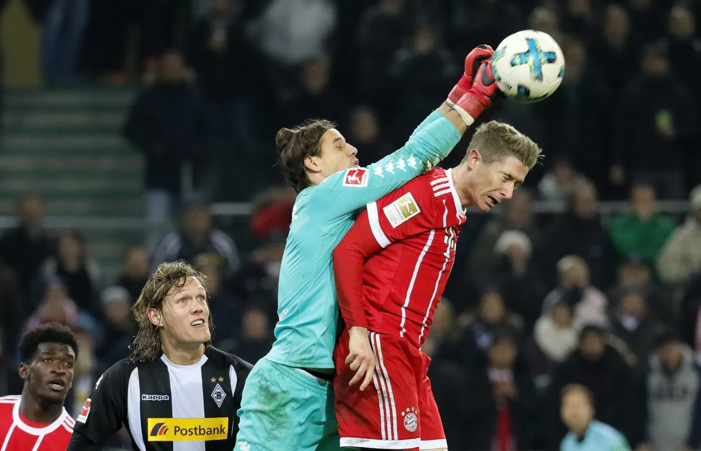 Yann Sommer i Robert Lewandowski