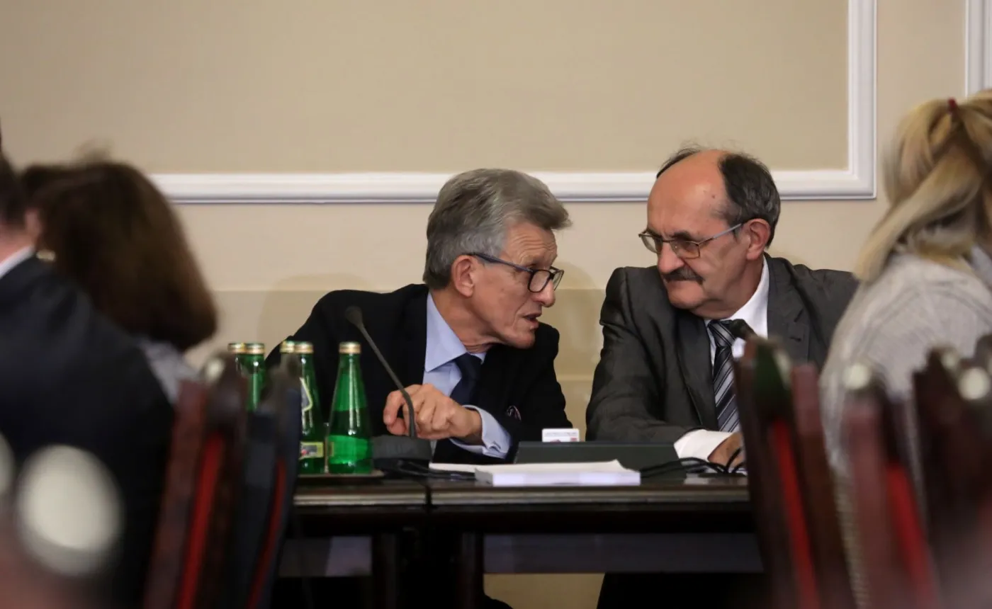 Będzie wojna o sądownictwo. Konstytucjonalista: Przedstawione poprawki to nic innego jak próba pudrowania trupa
