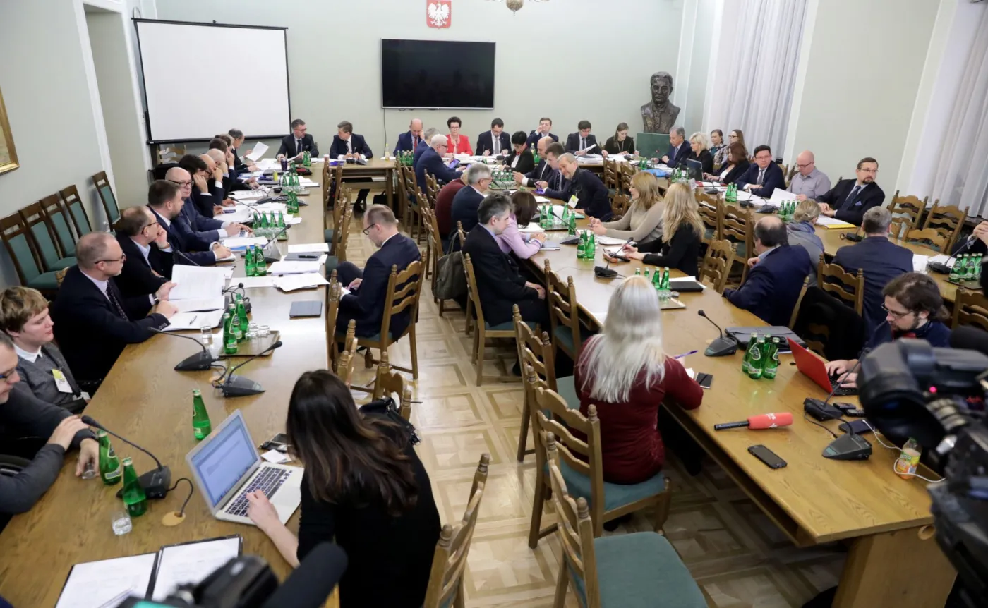 Posiedzenie Komisji Nadzwyczajnej