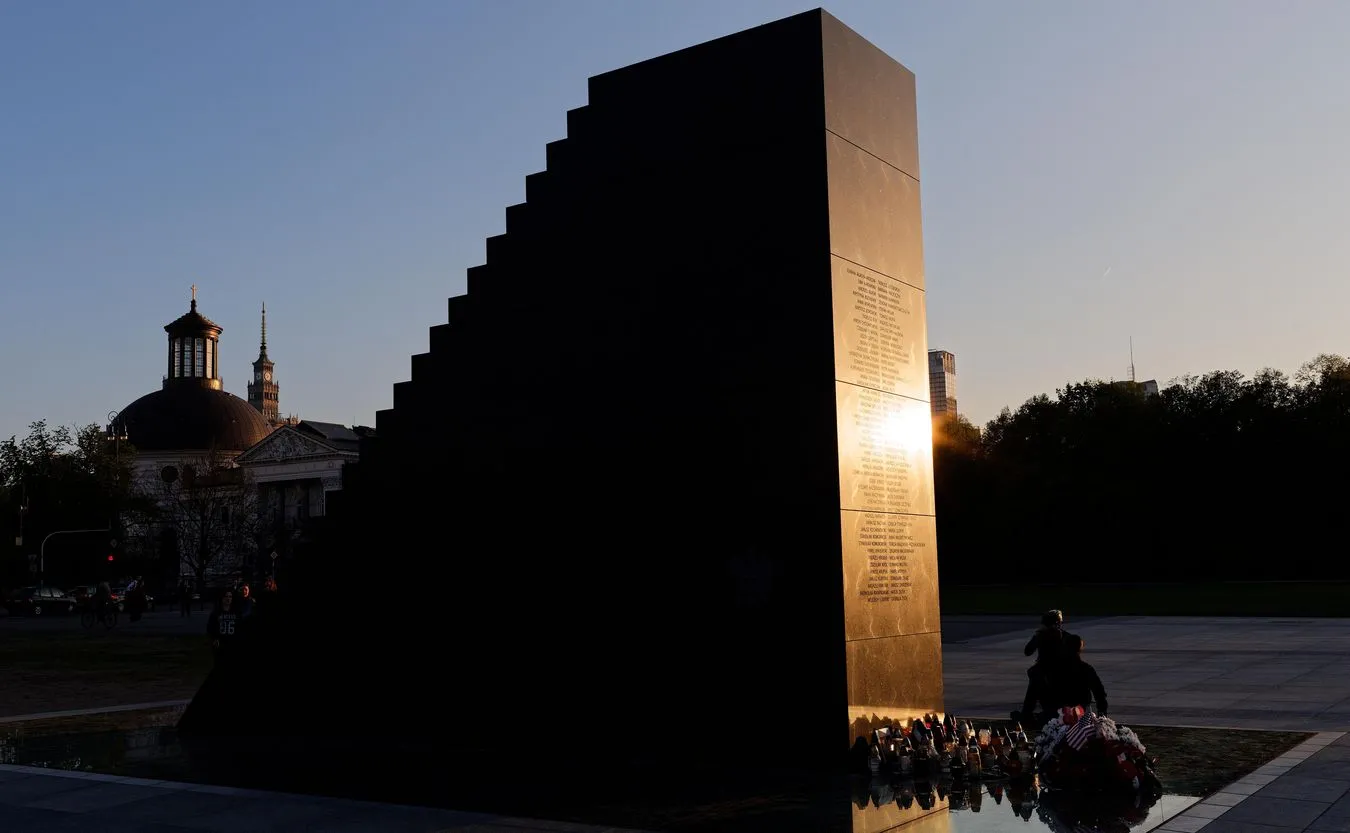 Pomnik Ofiar Tragedii Smoleńskiej