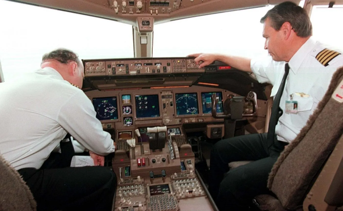 LOT płaci krocie pilotom. Ale związkowcy przekonują, że z głodu burczy im w brzuchach