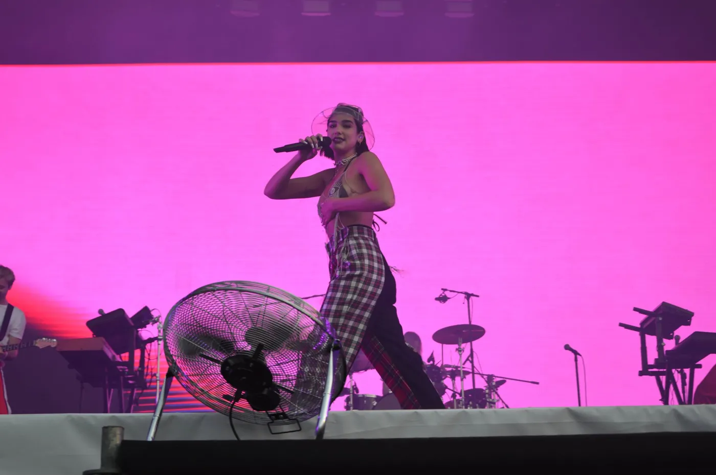 11005037-dua-lipa-podczas-orange-warsaw.jpg