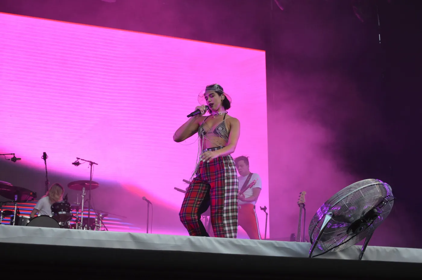 11005389-dua-lipa-podczas-orange-warsaw.jpg