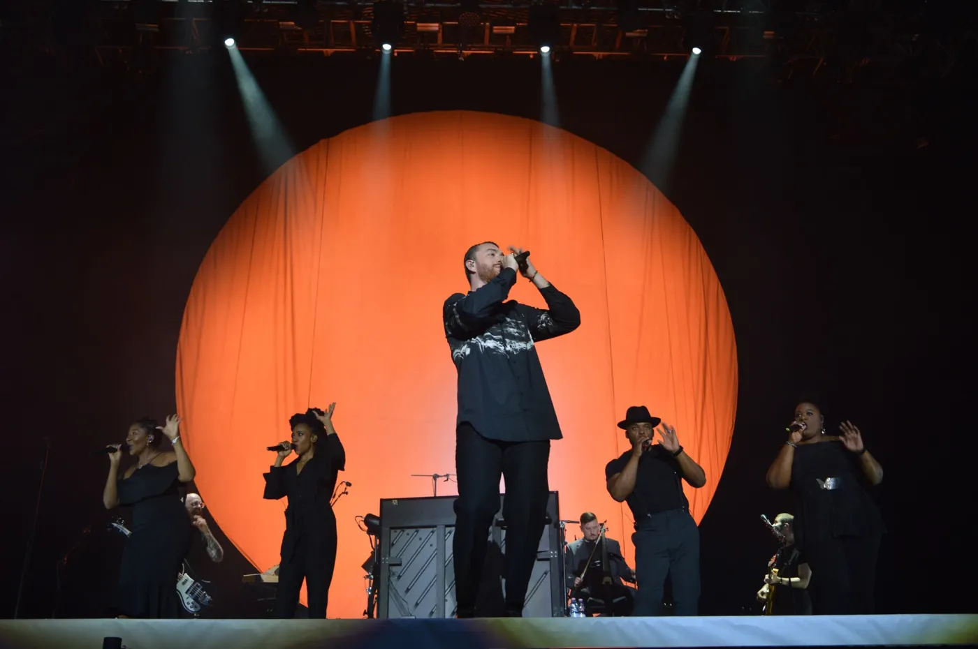 11005805-sam-smith-podczas-orange-warsaw.jpg