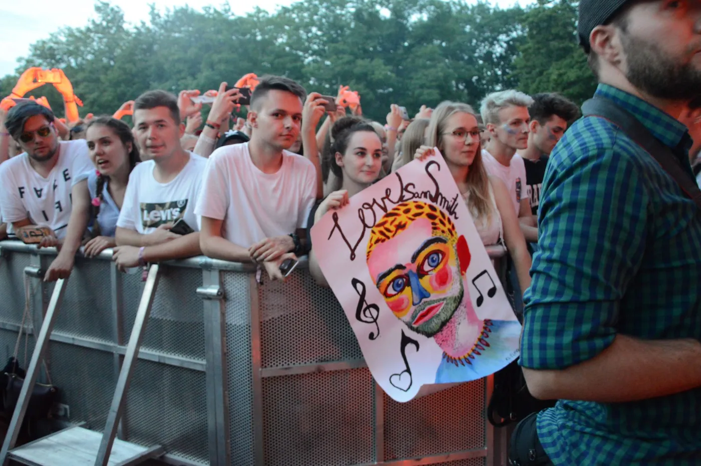 11005965-tlum-fanow-podczas-orange-warsaw.jpg