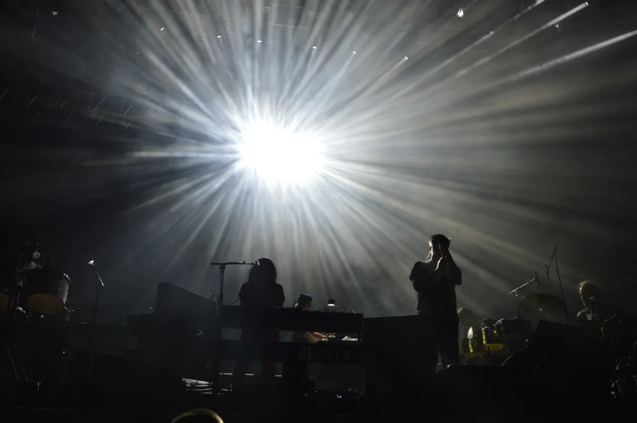 11007134-lcd-soundsystem-na-orange-warsaw.jpg
