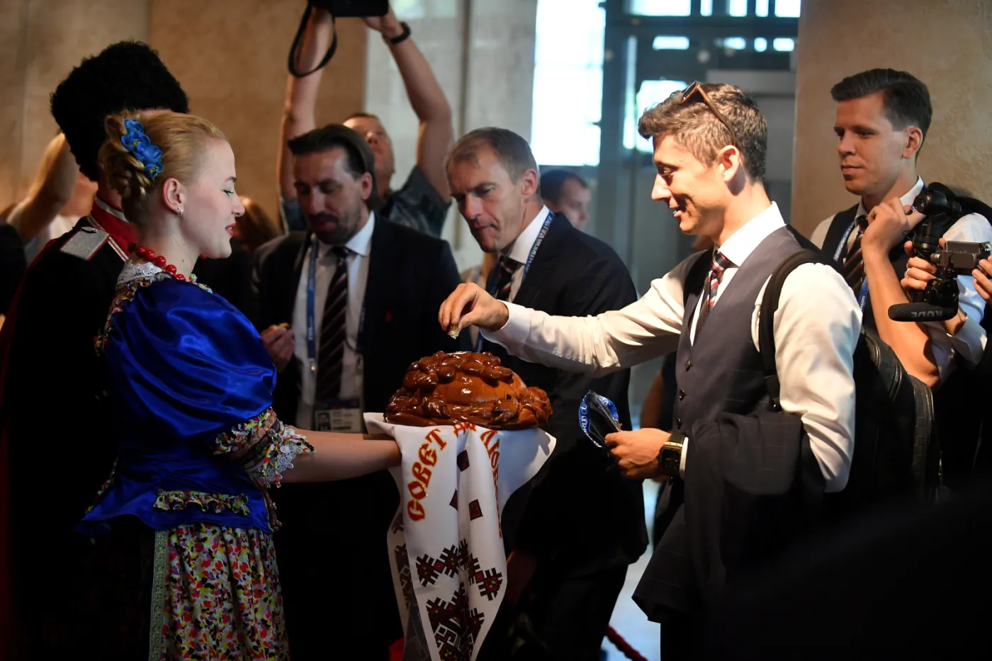 11033999-robert-lewandowski-2p-i-wojciech.jpg