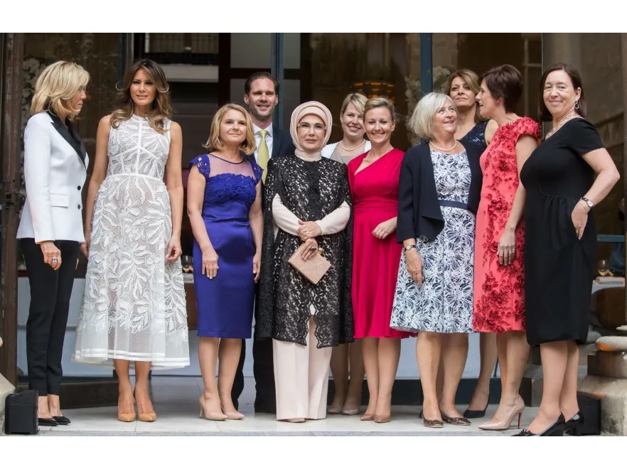 11133435-brigitte-macron-melania-trump.jpg