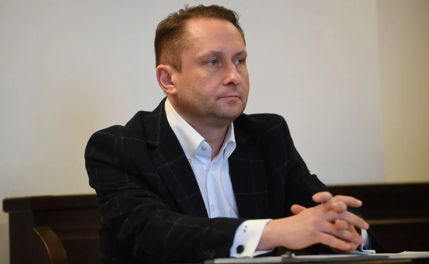Kamil Durczok na sali rozpraw
