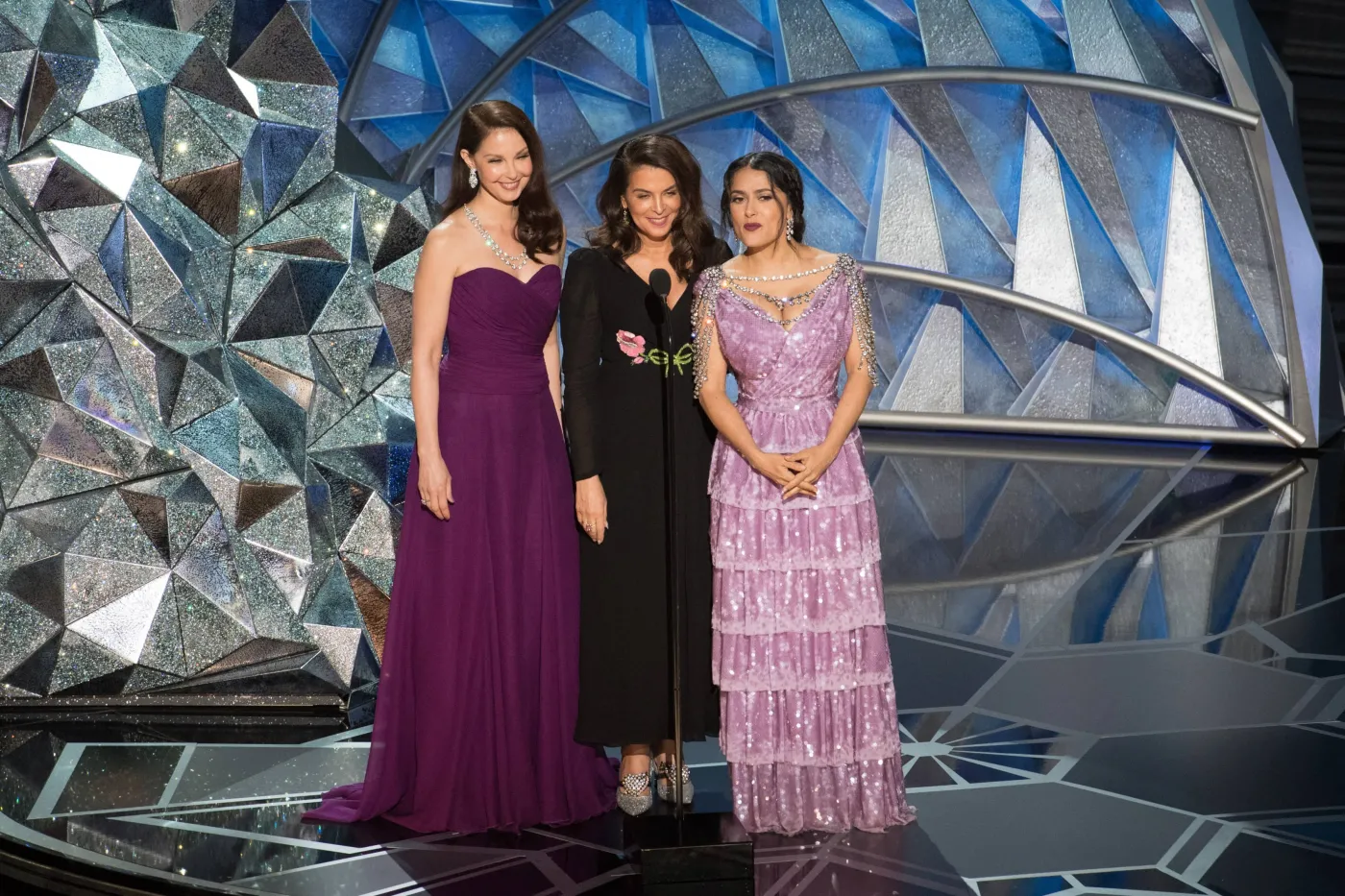 Ashley Judd, Anbella Sciorra oraz Salma Hayek na 90. gali wręczenia Oscarów