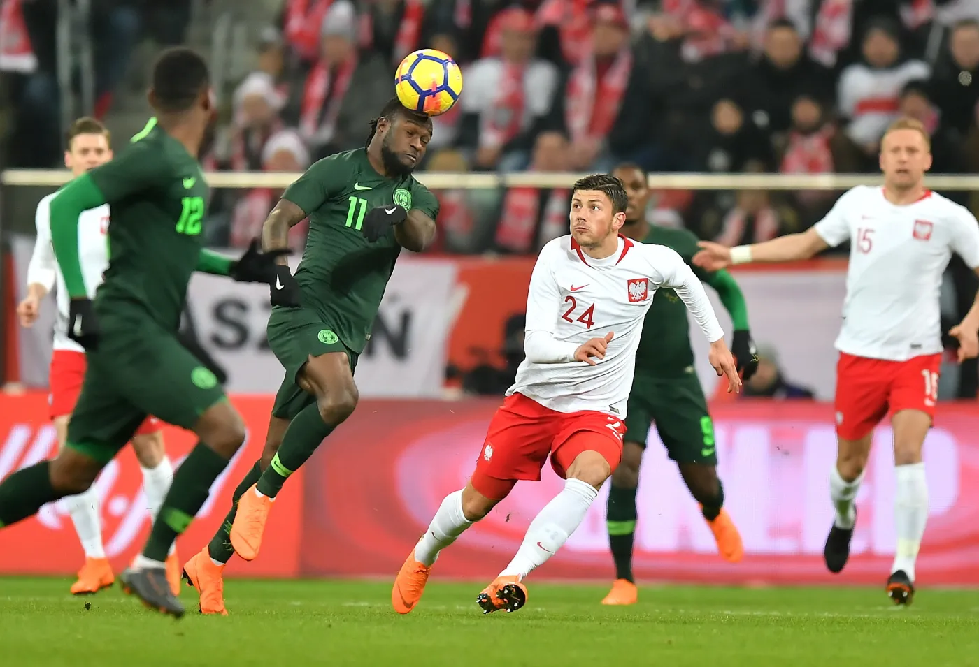 10861968-dawid-kownacki-p-i-victor-moses.jpg