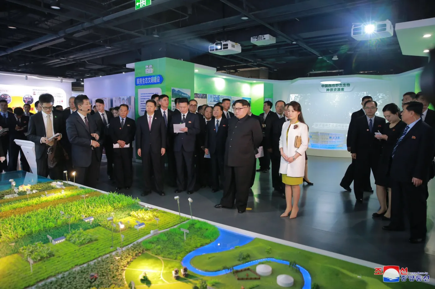 10869480-przywodca-korei-polnocnej-kim.jpg