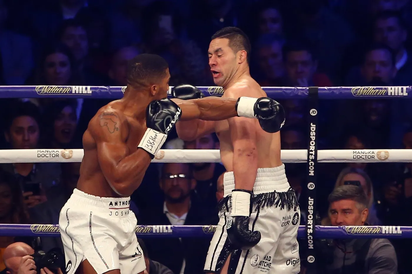10877809-anthony-joshua-i-joseph-parker.jpg