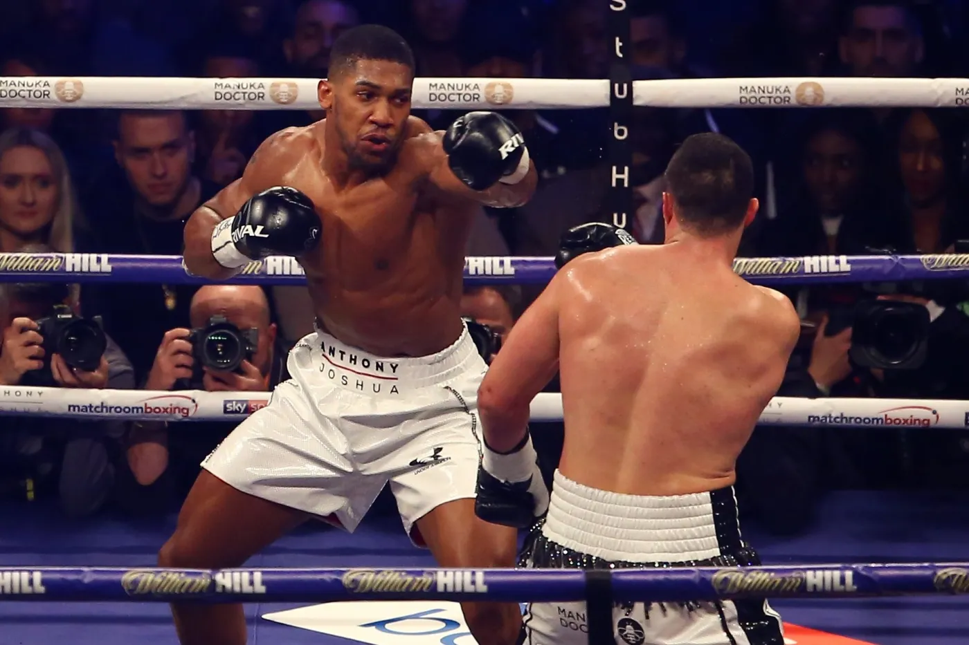 10877905-anthony-joshua-i-joseph-parker.jpg