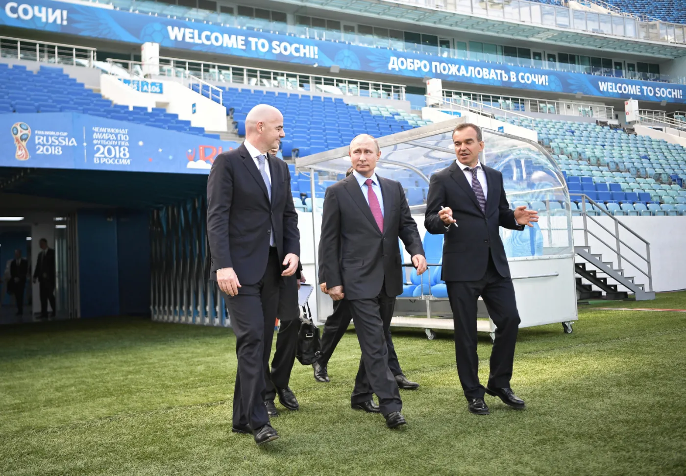 Gianni Infantino, Władimir Putin i Veniamin Kondratyev