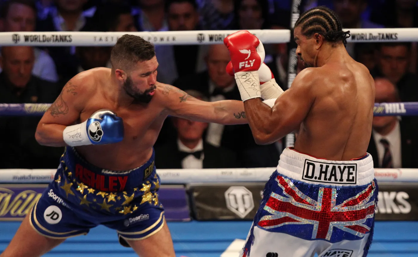 10944101-david-haye-trzy-razy-lezal-na.jpg