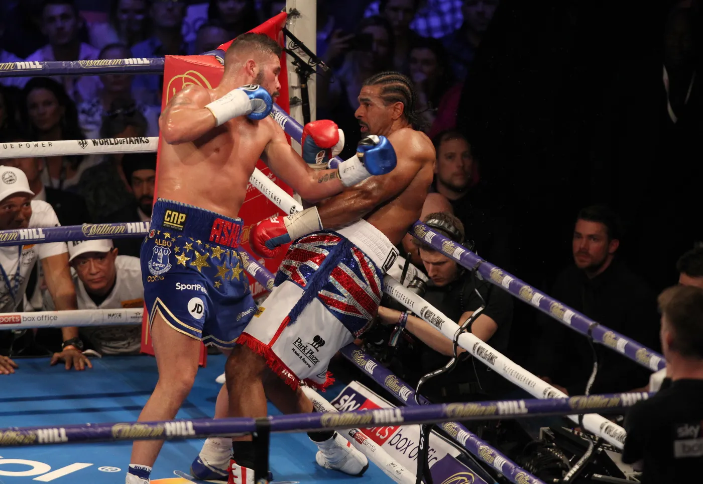 10944229-david-haye-trzy-razy-lezal-na.jpg