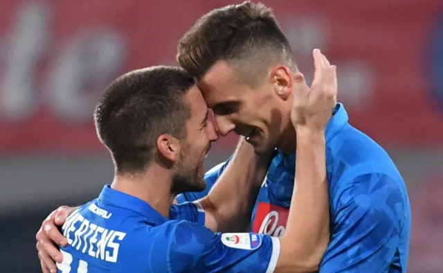 Liga włoska: Wygrana Napoli po golu Milika i hat-tricku Mertensa