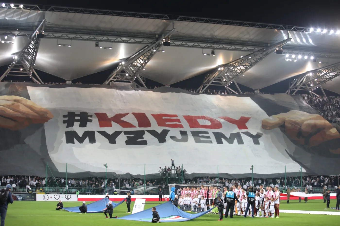 11678367-oprawa-kibicow-legii-warszawa.jpg
