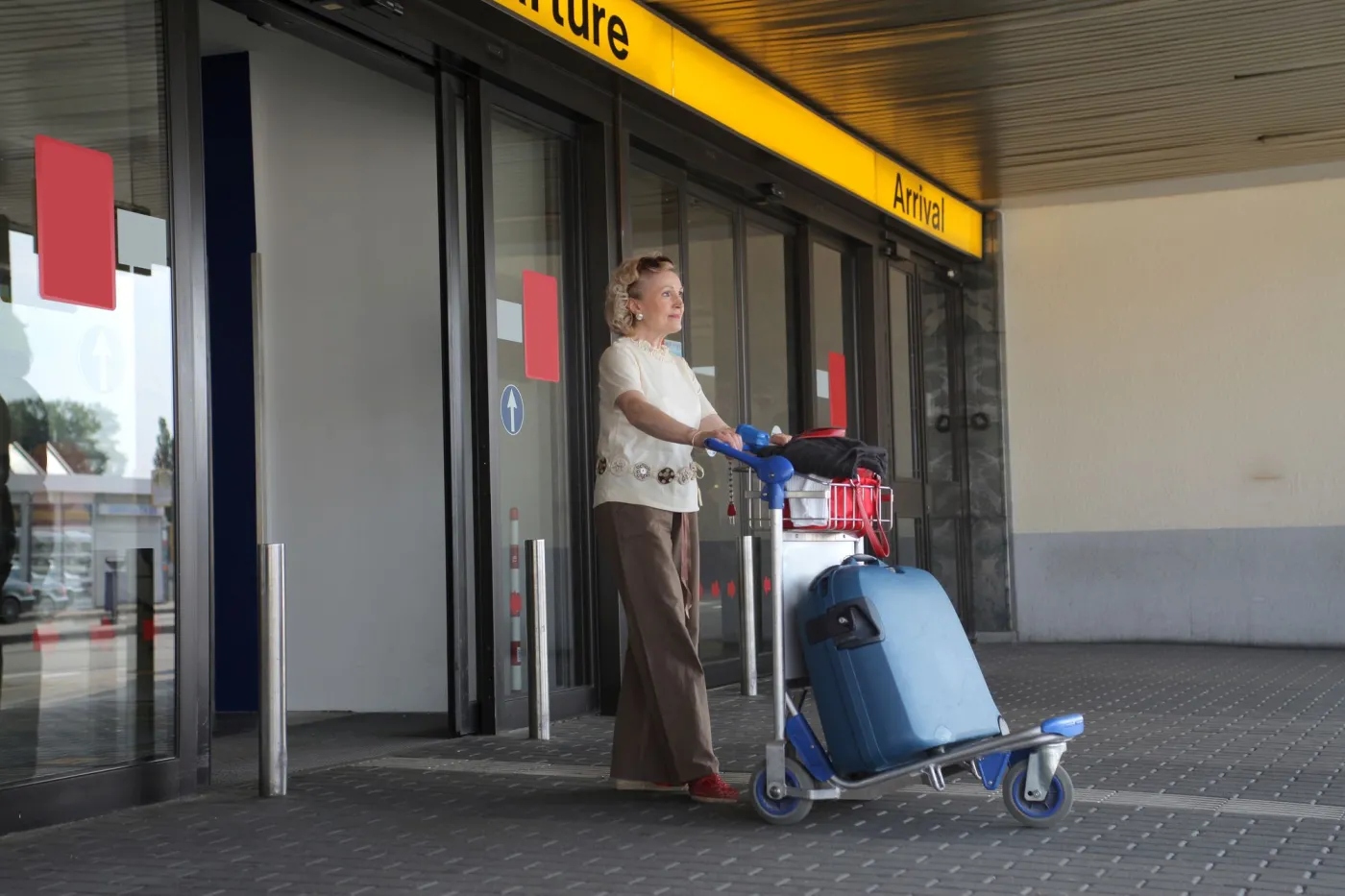 Prezenty świąteczne w bagażu podręcznym - co warto wiedzieć?