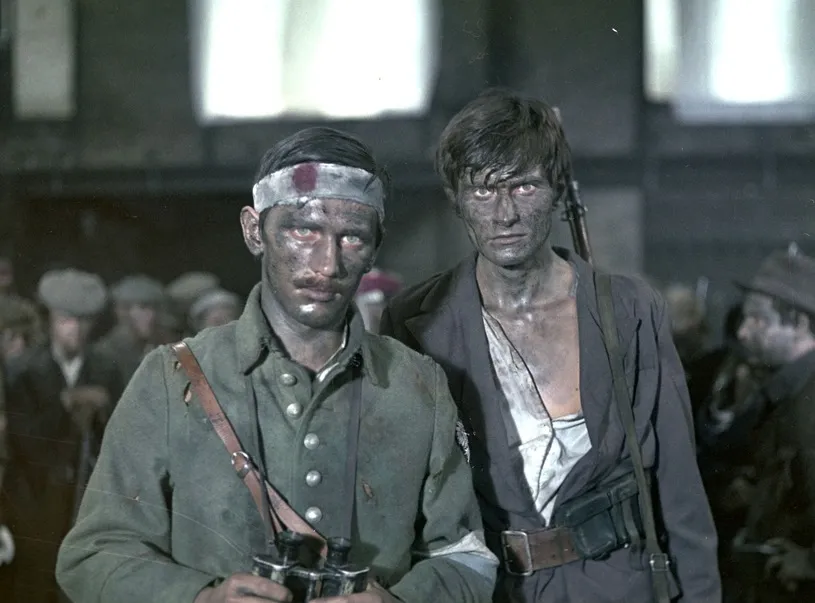 Kadr z filmu "Sól ziemi czarnej"