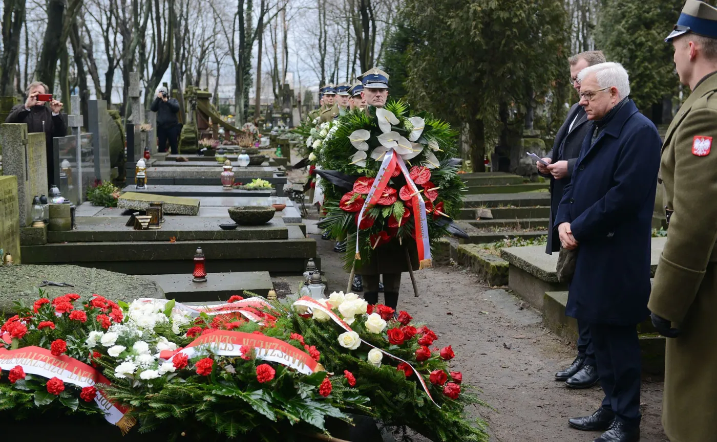 Szef MSZ przy grobie Aleksandra Ładosia