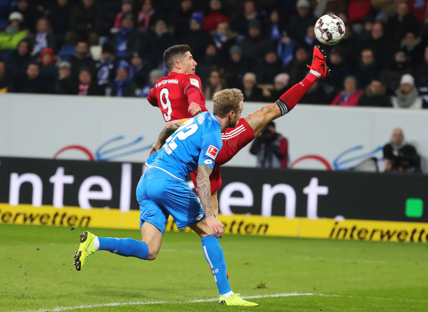 Kevin Vogt i Robert Lewandowski